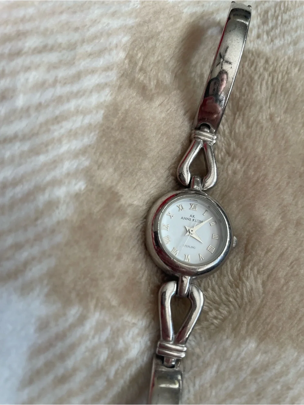 Anne Klein elegant anne